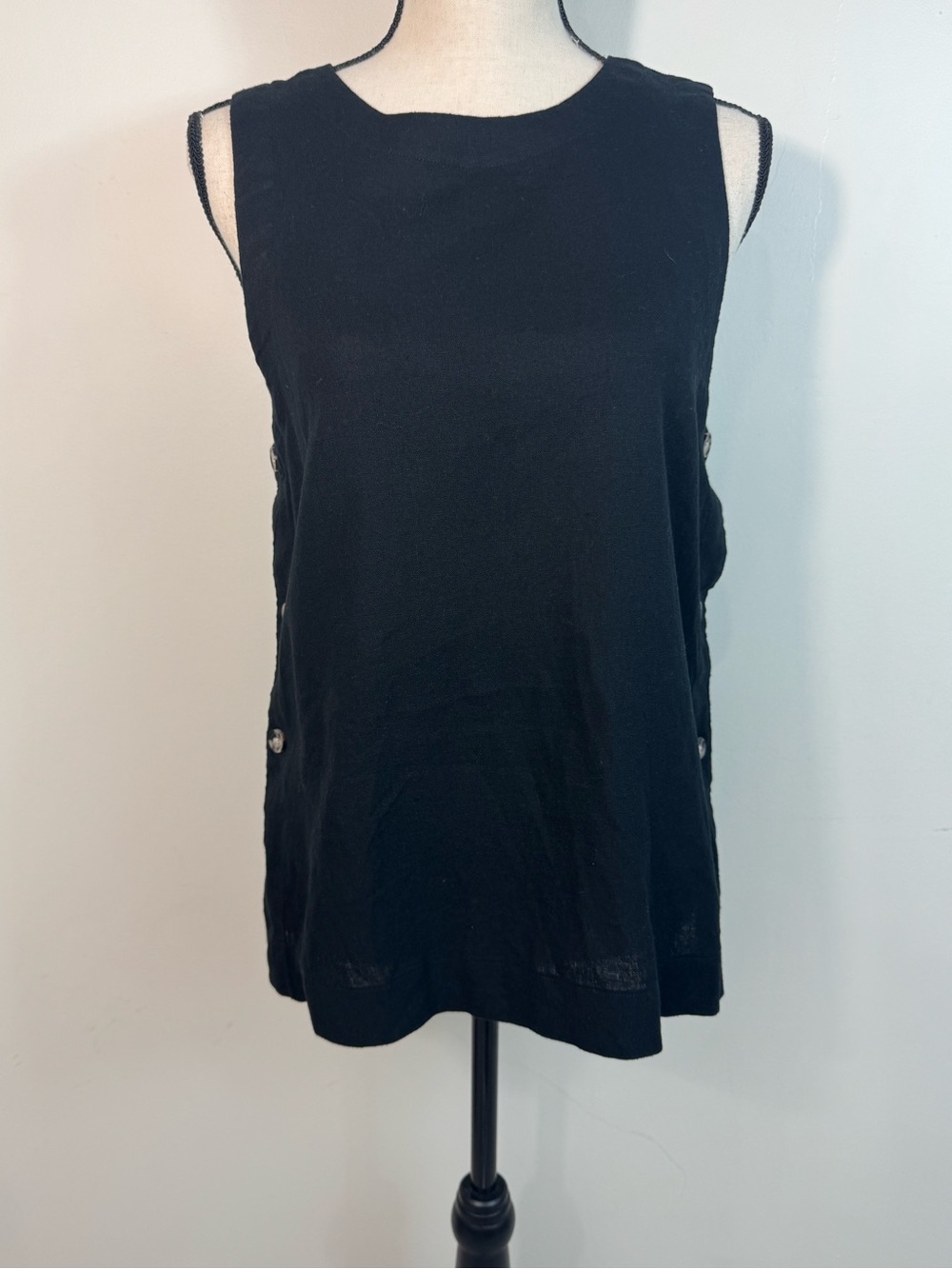 Linen Blend side Button Tank Top Black XS Casual Relaxed Fit Crew Neck NWT - Picture 3 of 14
